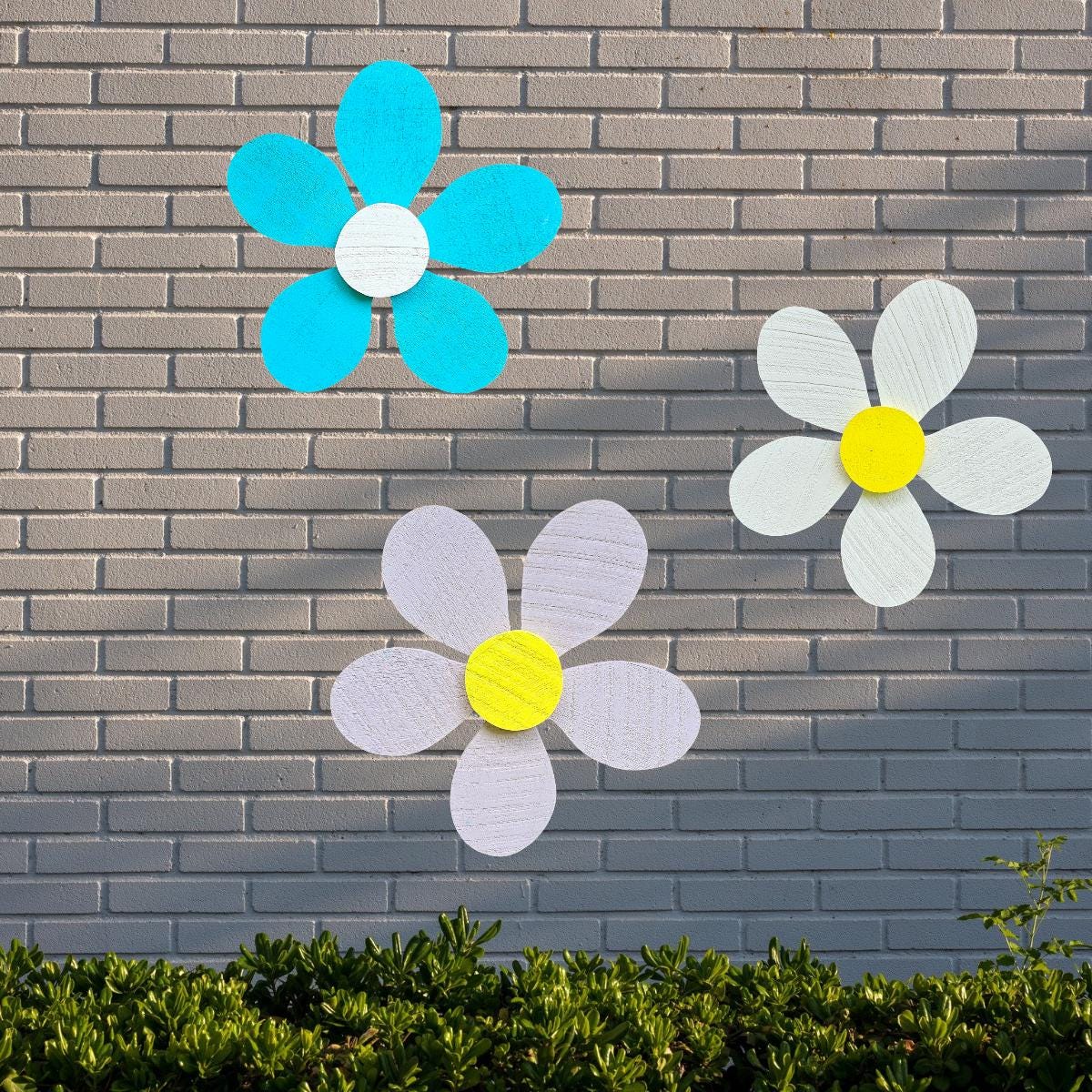 Rustic Wood Flower, Fence Flower Decor, Door Decor, Nature Inspired Decor, Home Decoration, Wooden Flower Art