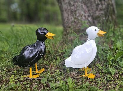 Reclaimed Metal Duck Figurine, Baby Duck Sculpture, Metal Duck Decor, Eco-Friendly Duck Art, Animal Sculpture, Yard art